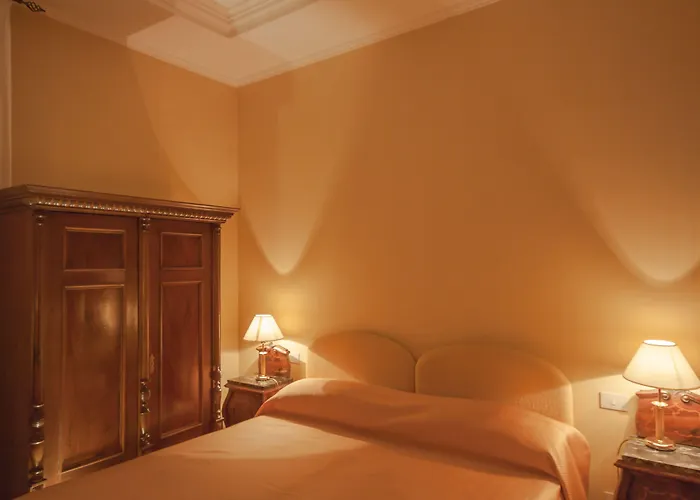 La Maison Royale לינה וארוחת בוקר