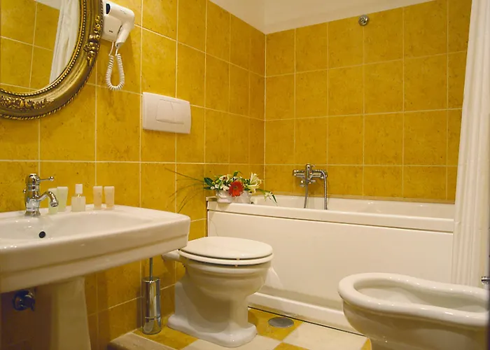 לינה וארוחת בוקר La Maison Royale רומא